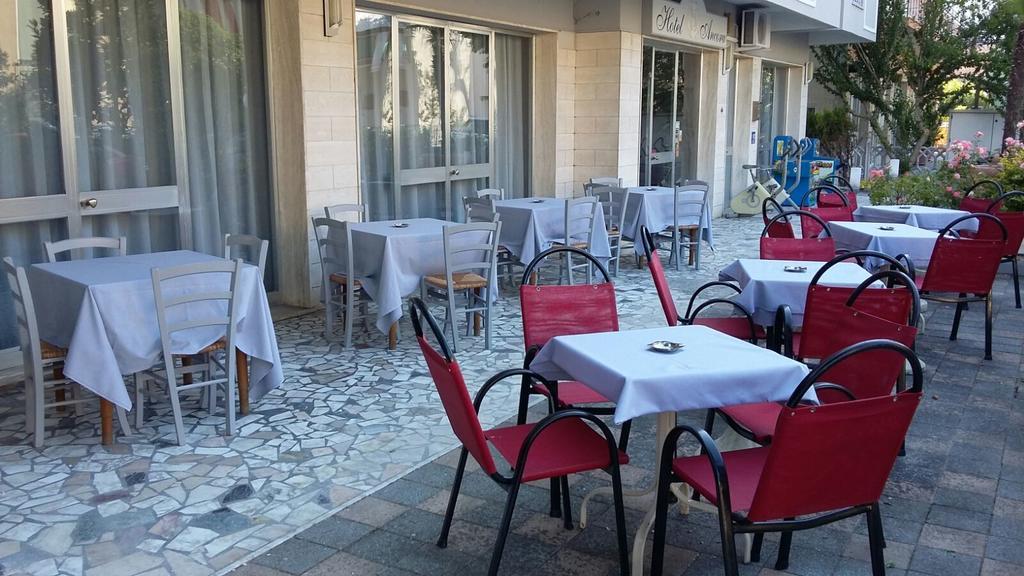 Hotel Ancora Cesenatico Exterior photo