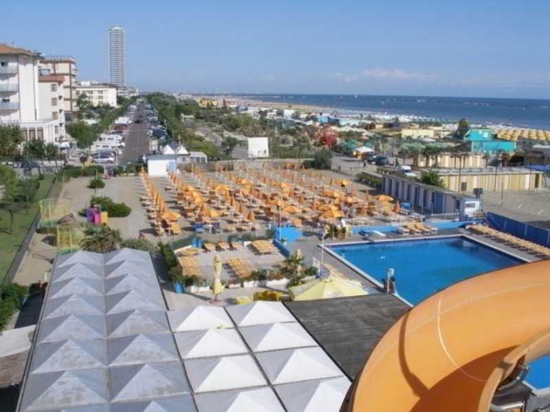 Hotel Ancora Cesenatico Exterior photo